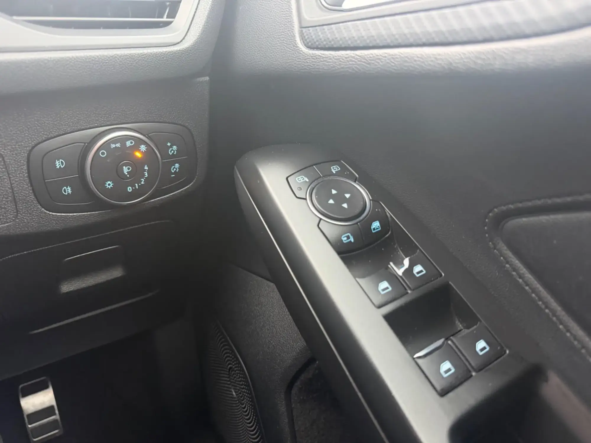 Ford Focus Image 15 Ford Focus Image 15