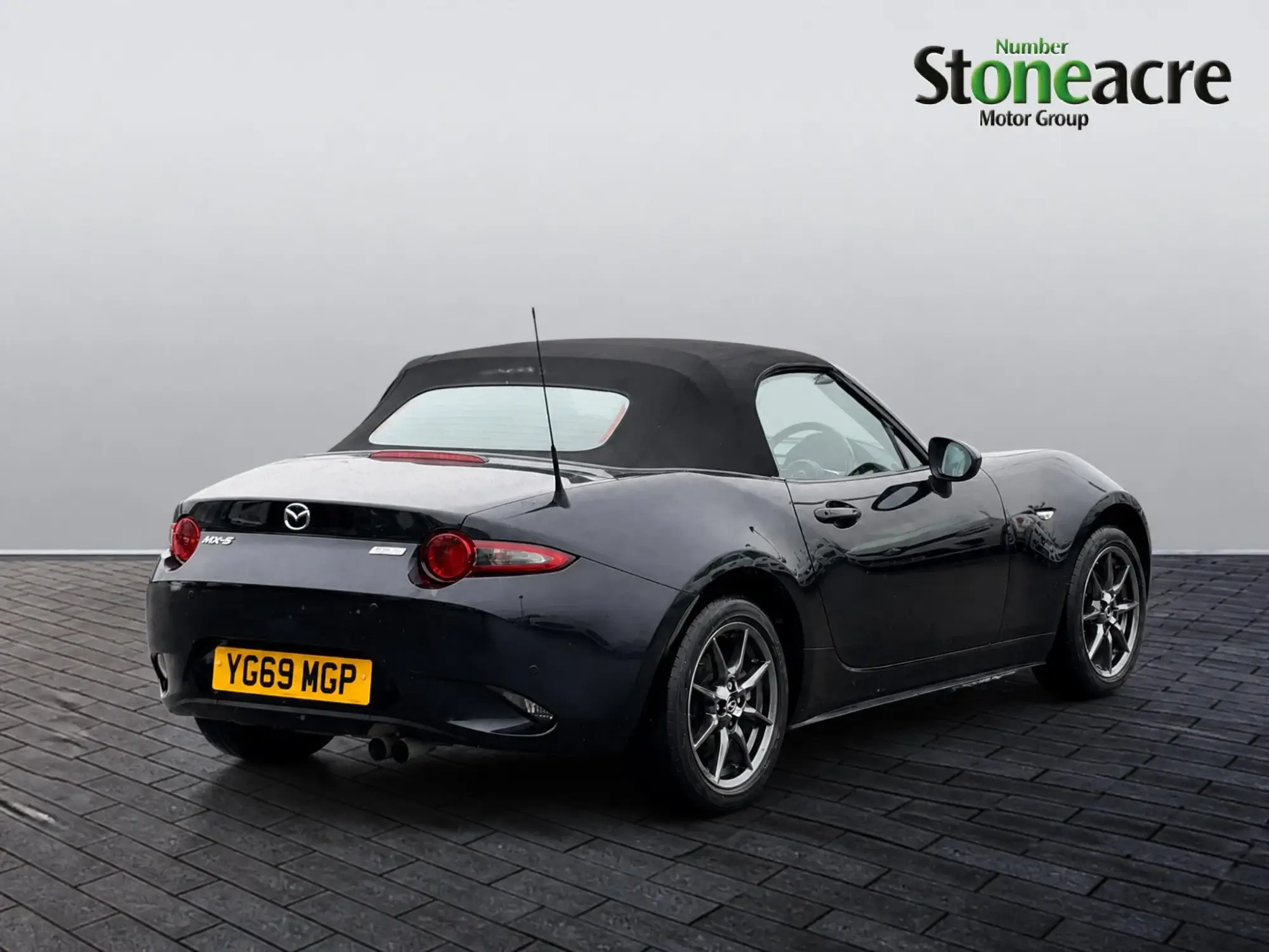 Mazda MX-5 Image 8