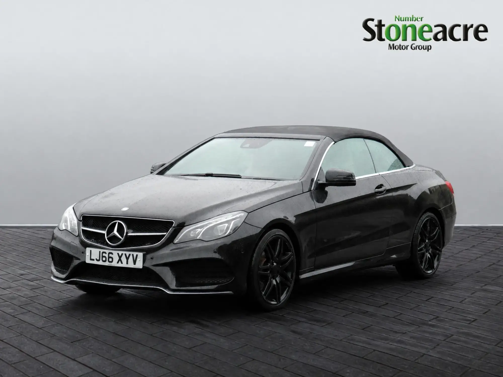 Mercedes-Benz E-Class Image 7 Mercedes-Benz E-Class Image 7