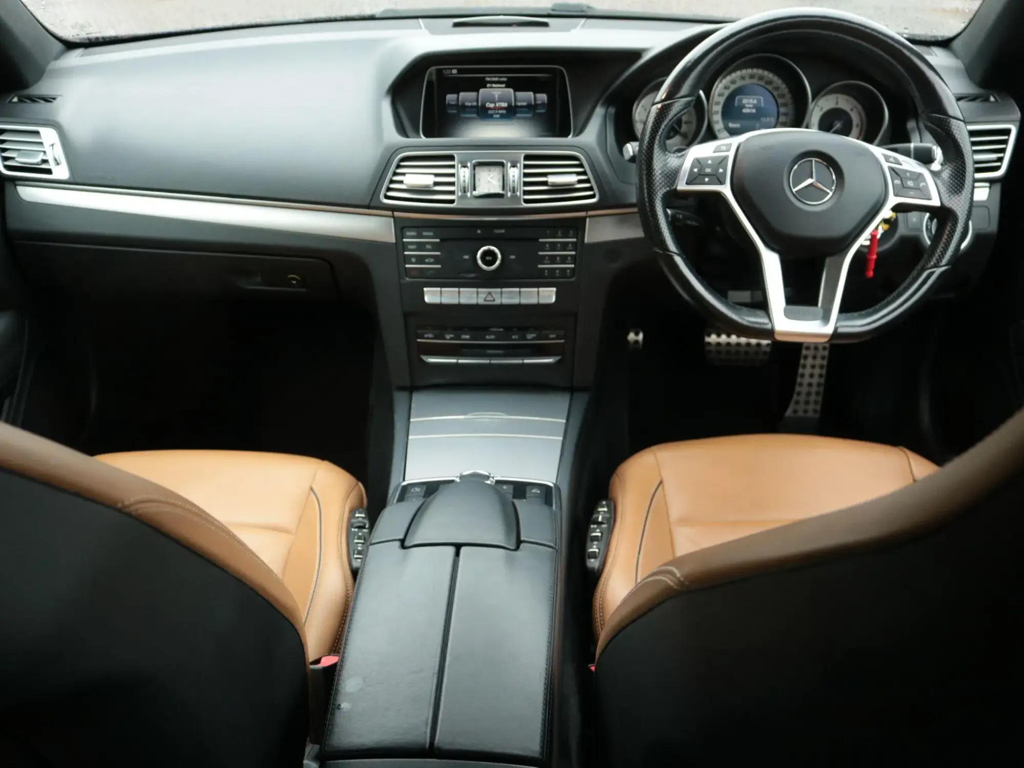 Mercedes-Benz E-Class Image 14 Mercedes-Benz E-Class Image 14