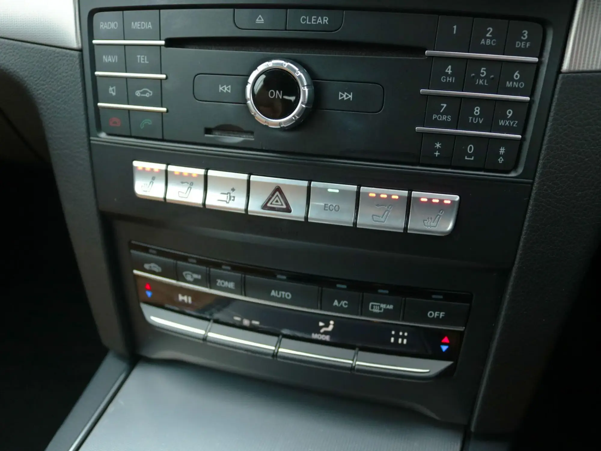 Mercedes-Benz E-Class Image 24 Mercedes-Benz E-Class Image 24