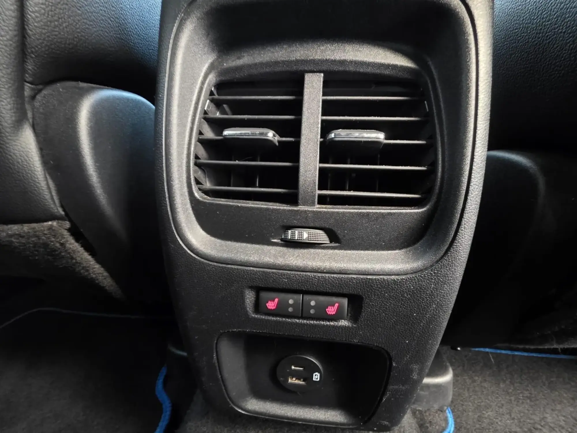 Ford Kuga Image 21