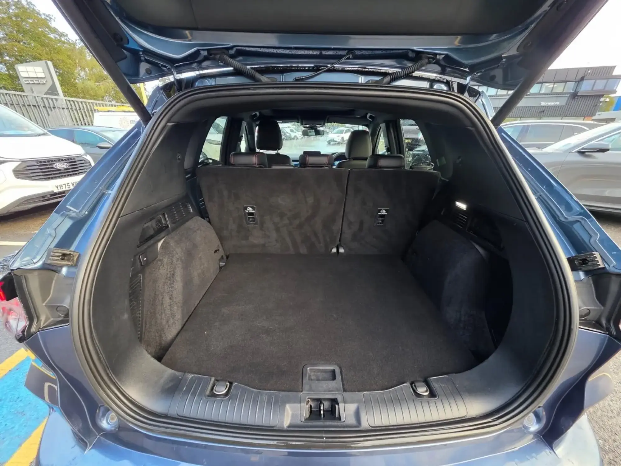 Ford Kuga Image 28