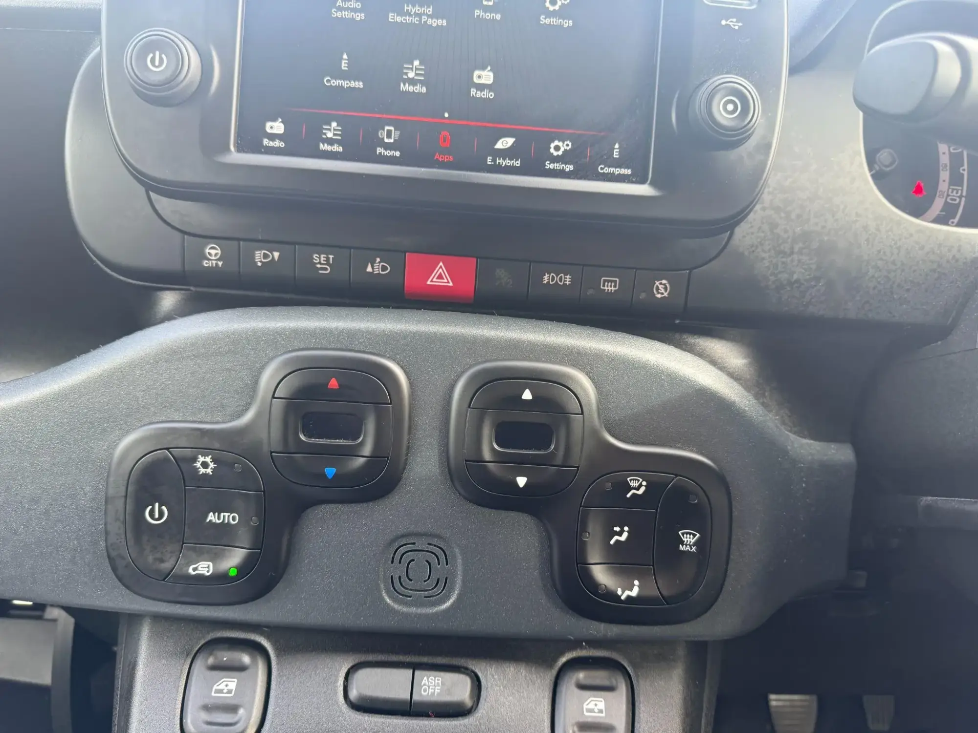 Fiat Panda Hybrid Image 13 Fiat Panda Hybrid Image 13