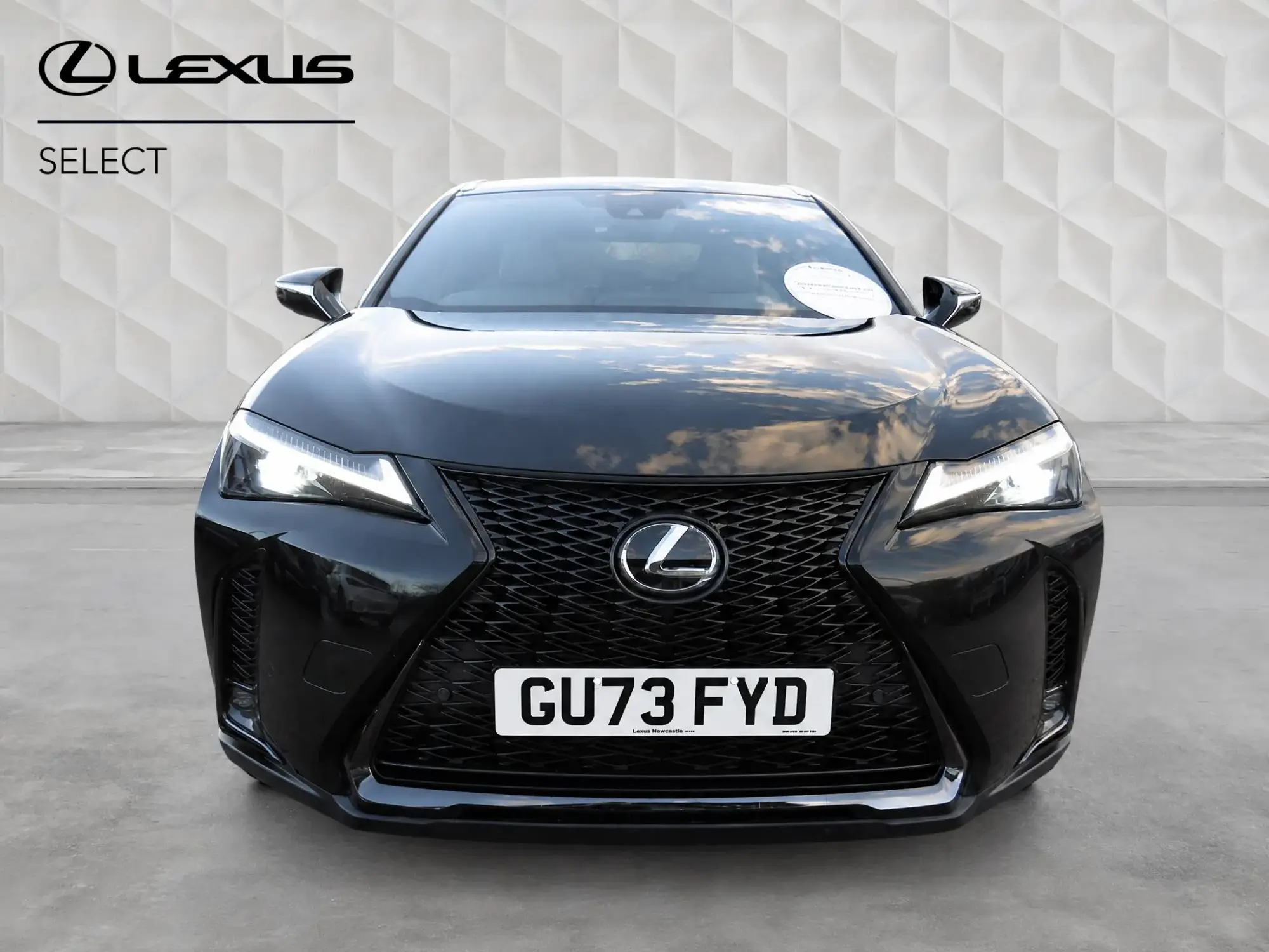 Lexus UX Self-Charging Hybrid Image 8 Lexus UX Self-Charging Hybrid Image 8