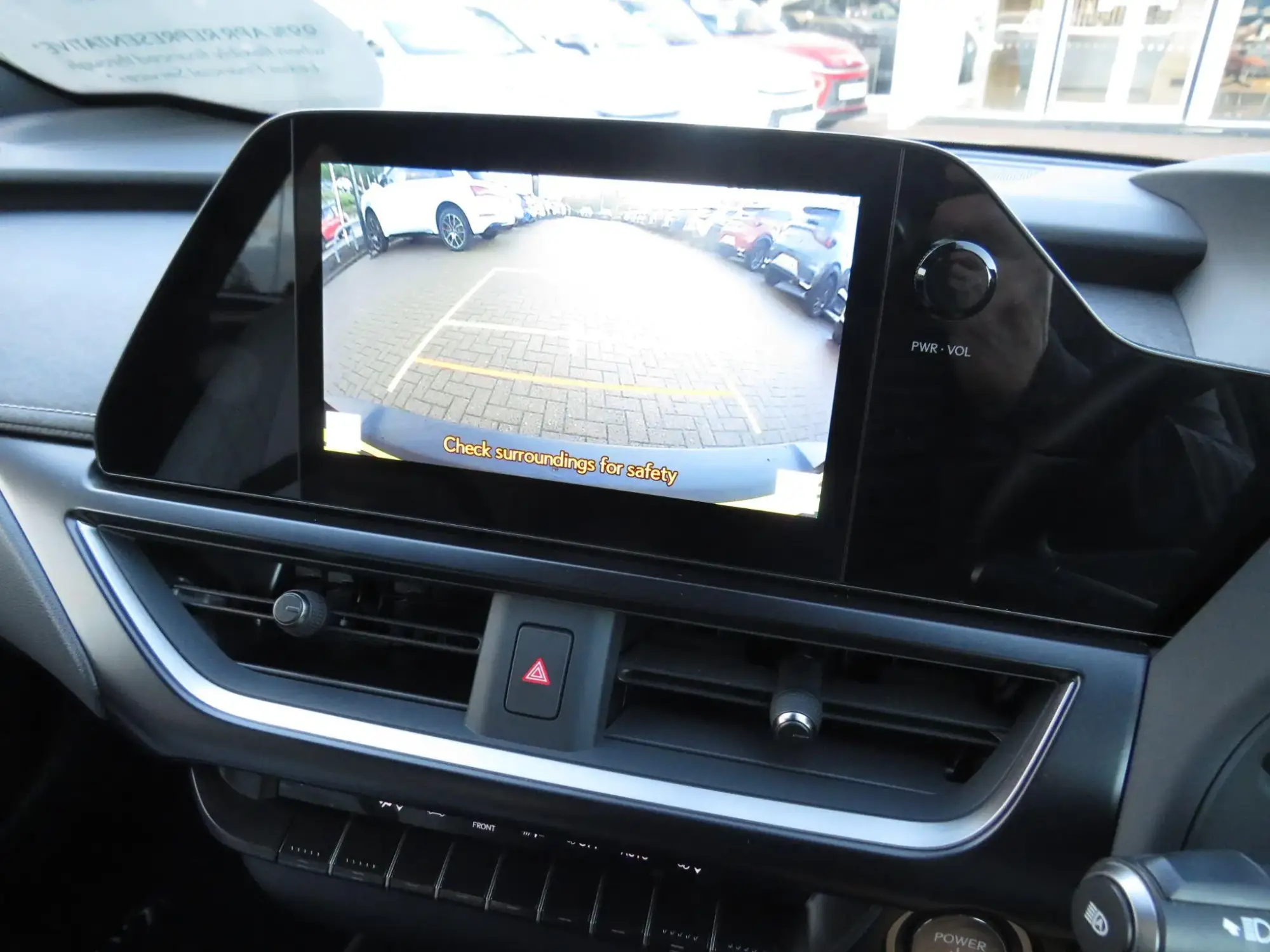 Lexus UX Self-Charging Hybrid Image 21 Lexus UX Self-Charging Hybrid Image 21