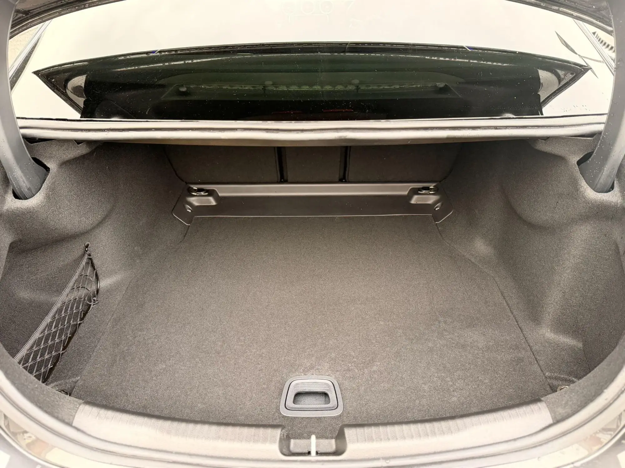 Mercedes-Benz C-Class Image 37 Mercedes-Benz C-Class Image 37
