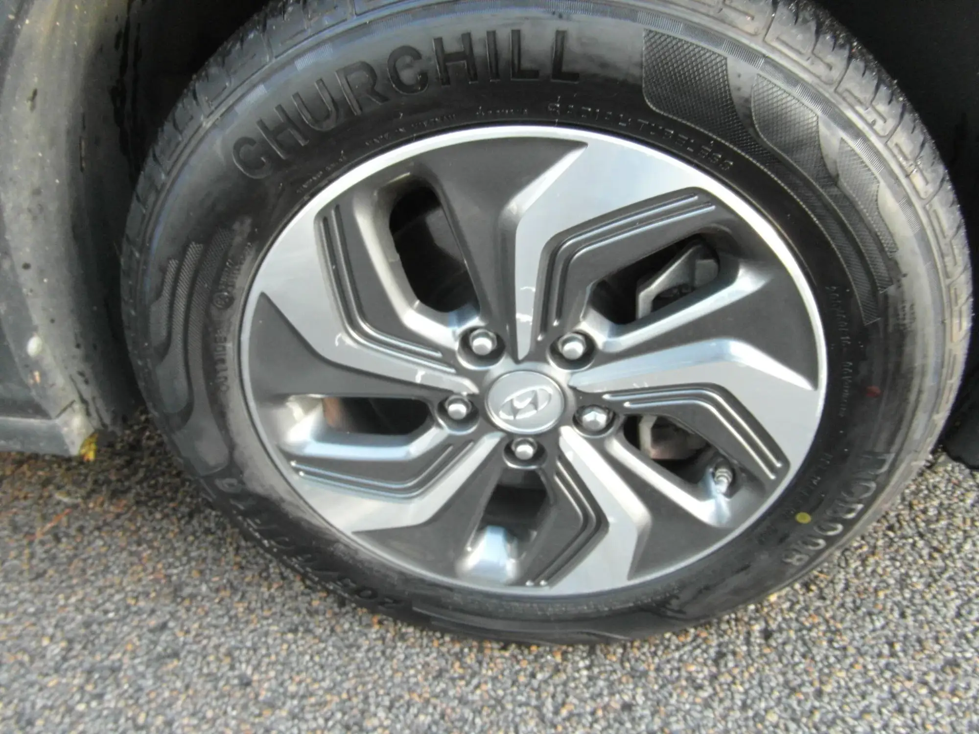 Hyundai KONA Hybrid Image 9 Hyundai KONA Hybrid Image 9