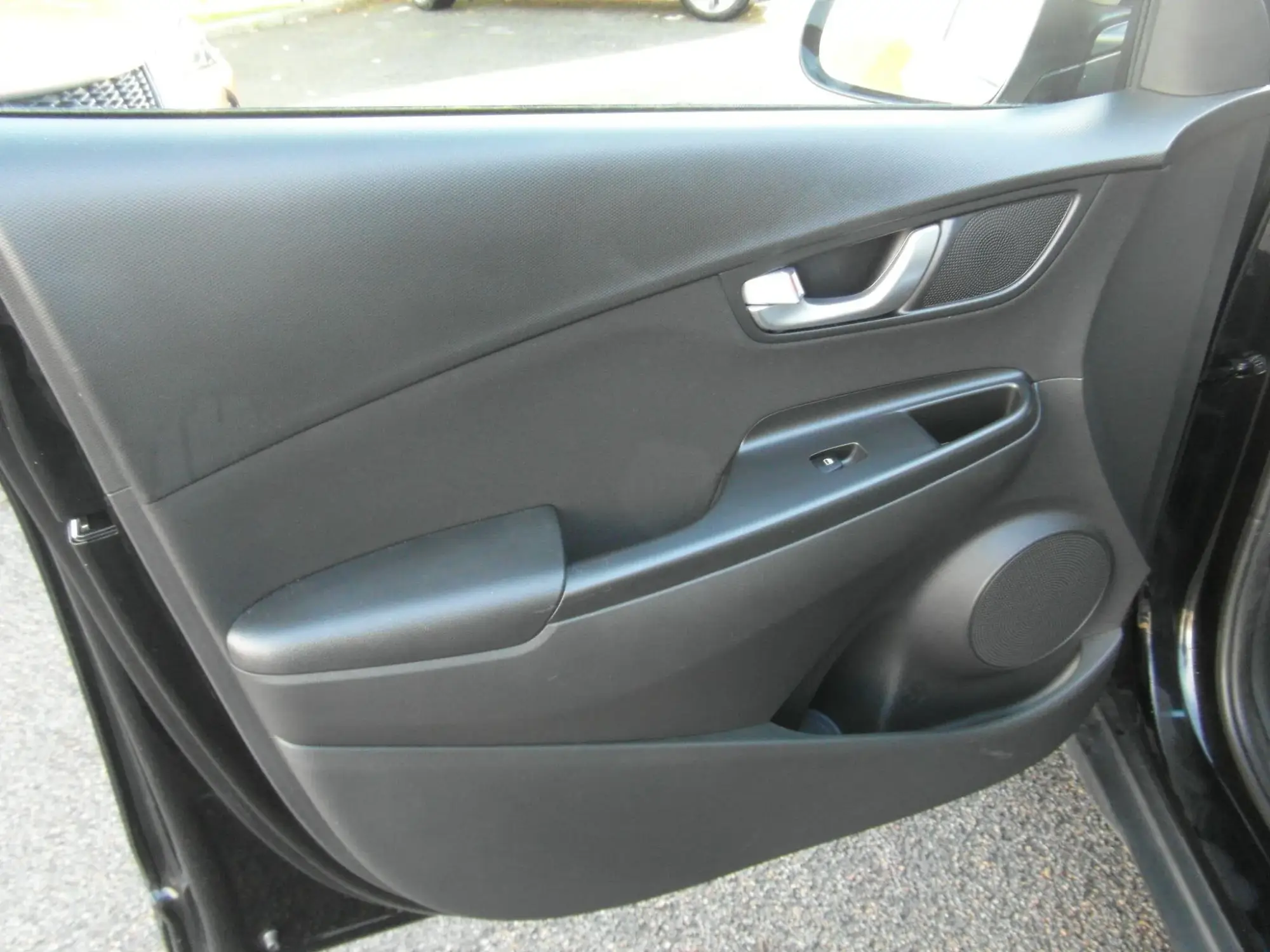 Hyundai KONA Hybrid Image 15 Hyundai KONA Hybrid Image 15