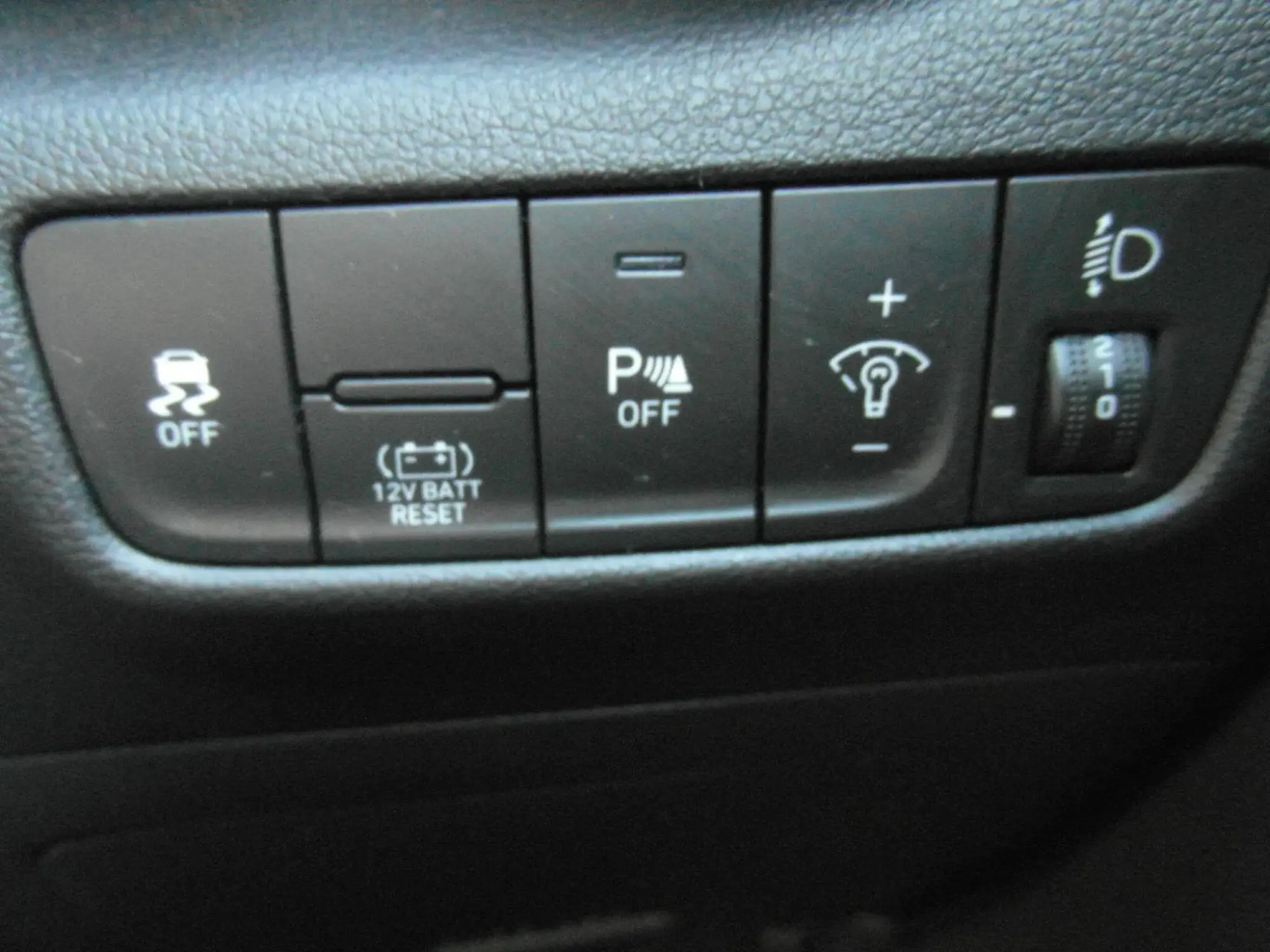 Hyundai KONA Hybrid Image 21 Hyundai KONA Hybrid Image 21