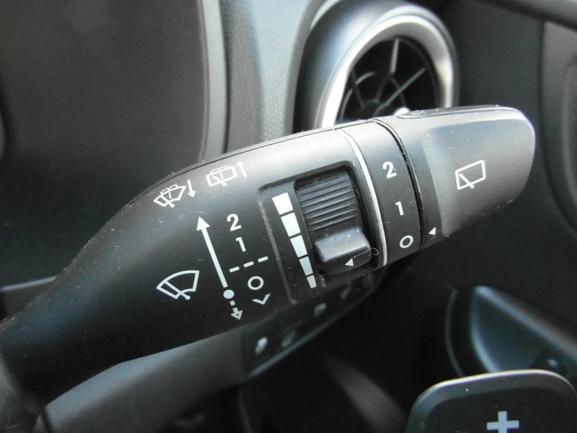 Hyundai KONA Hybrid Image 23 Hyundai KONA Hybrid Image 23