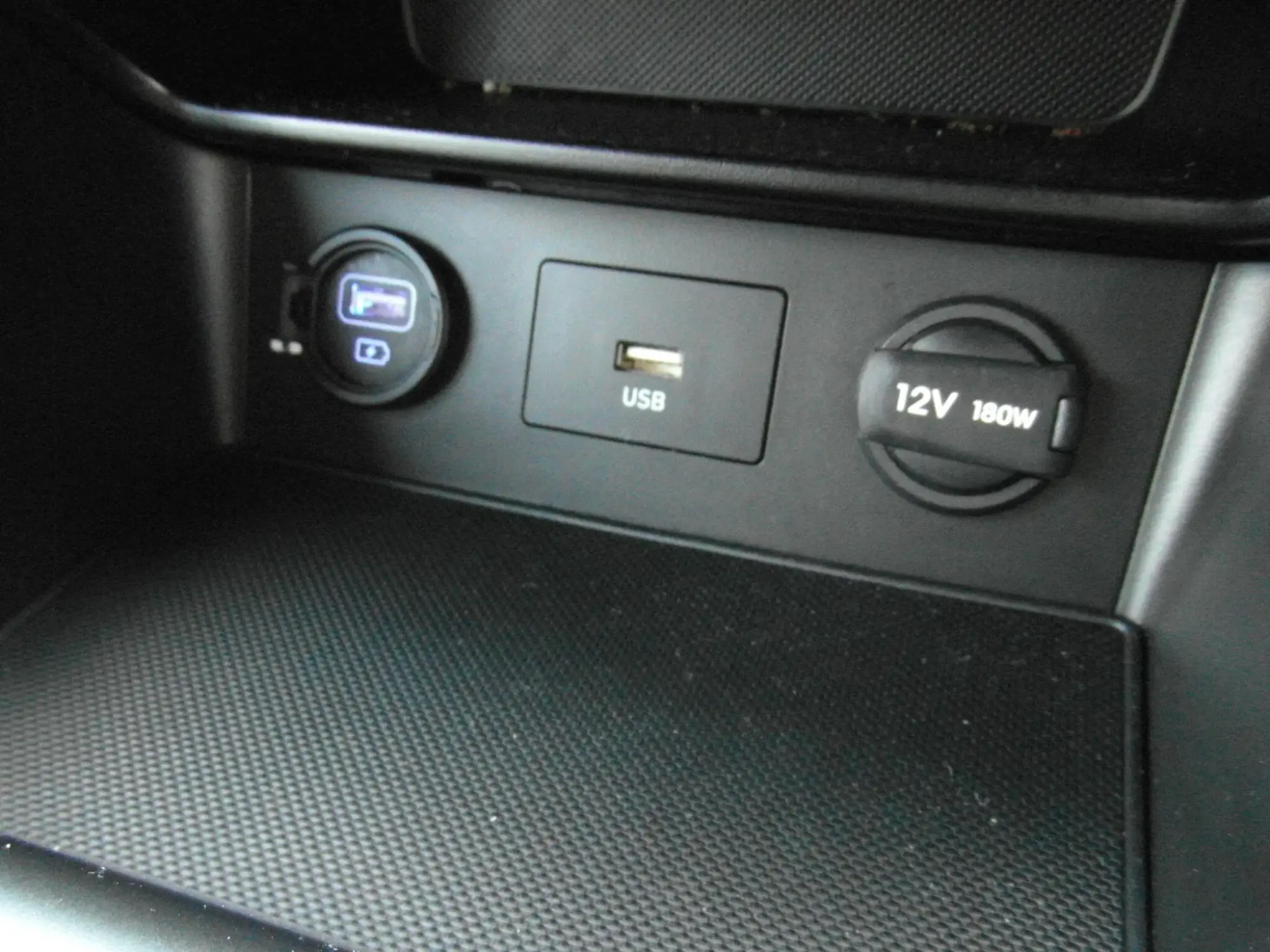 Hyundai KONA Hybrid Image 26 Hyundai KONA Hybrid Image 26