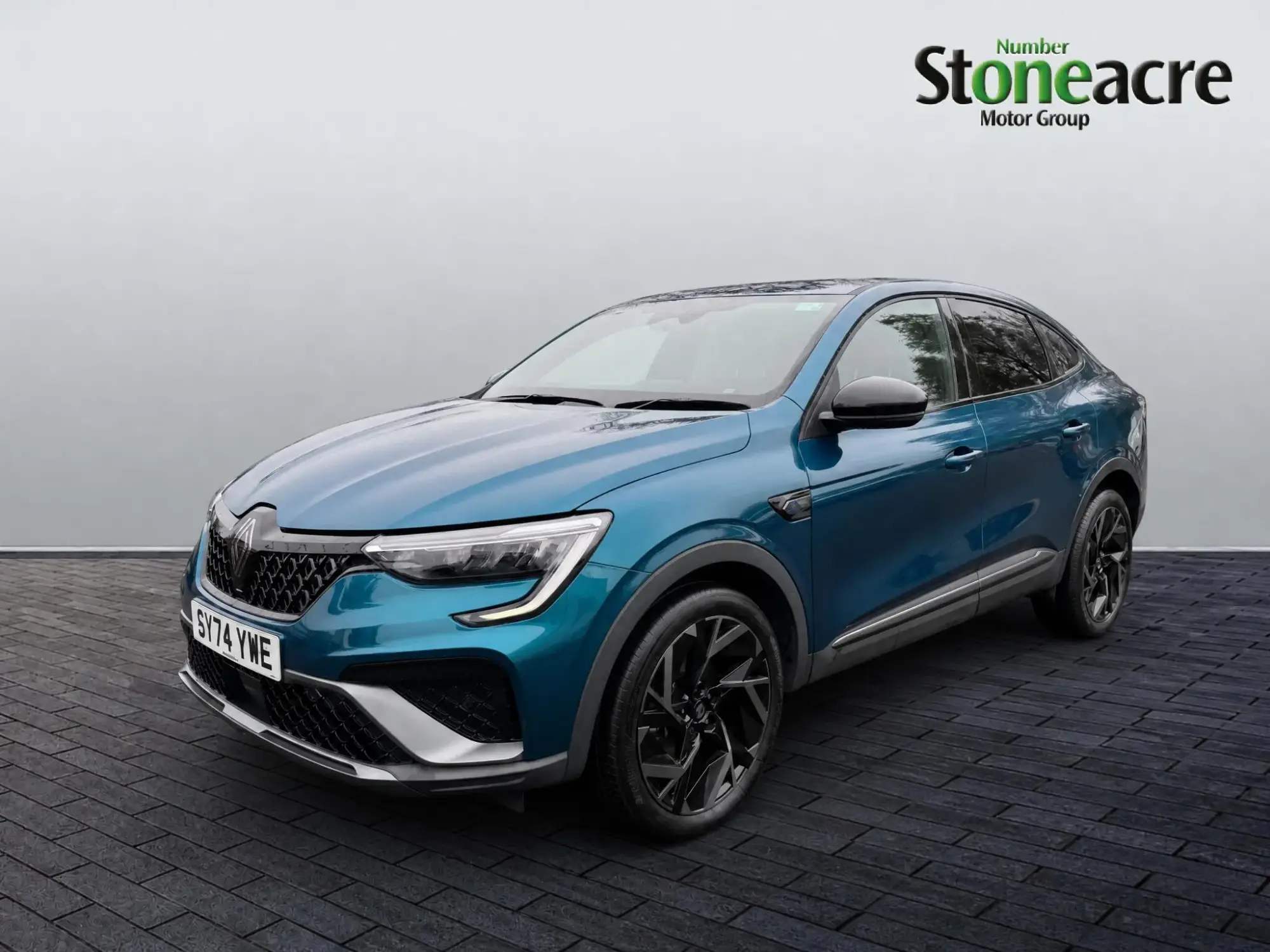 Renault Arkana E-Tech 1.6 E-TECH esprit Alpine Auto Euro 6 (s/s) 5dr SY74YWE Image 3 Renault Arkana E-Tech 1.6 E-TECH esprit Alpine Auto Euro 6 (s/s) 5dr SY74YWE Image 3