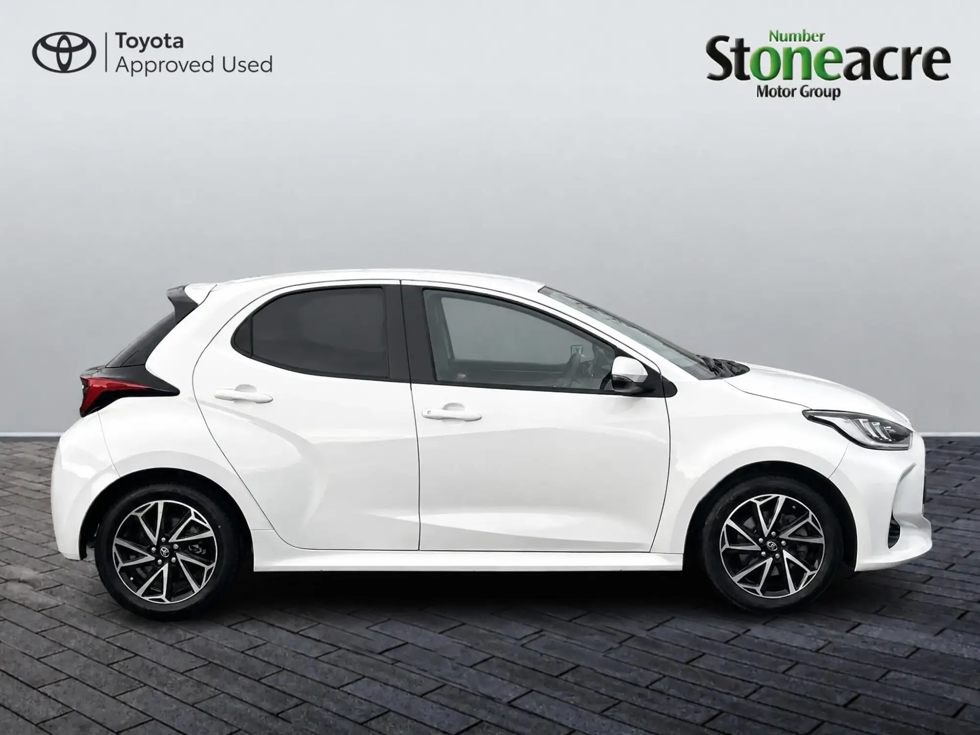 Toyota Yaris Hybrid Image 2 Toyota Yaris Hybrid Image 2