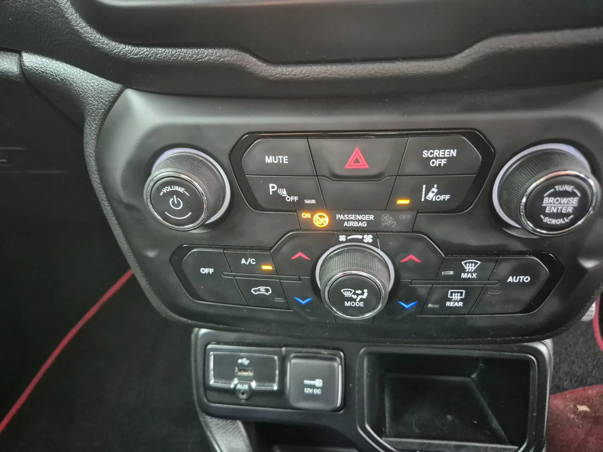 Jeep Renegade Image 28 Jeep Renegade Image 28