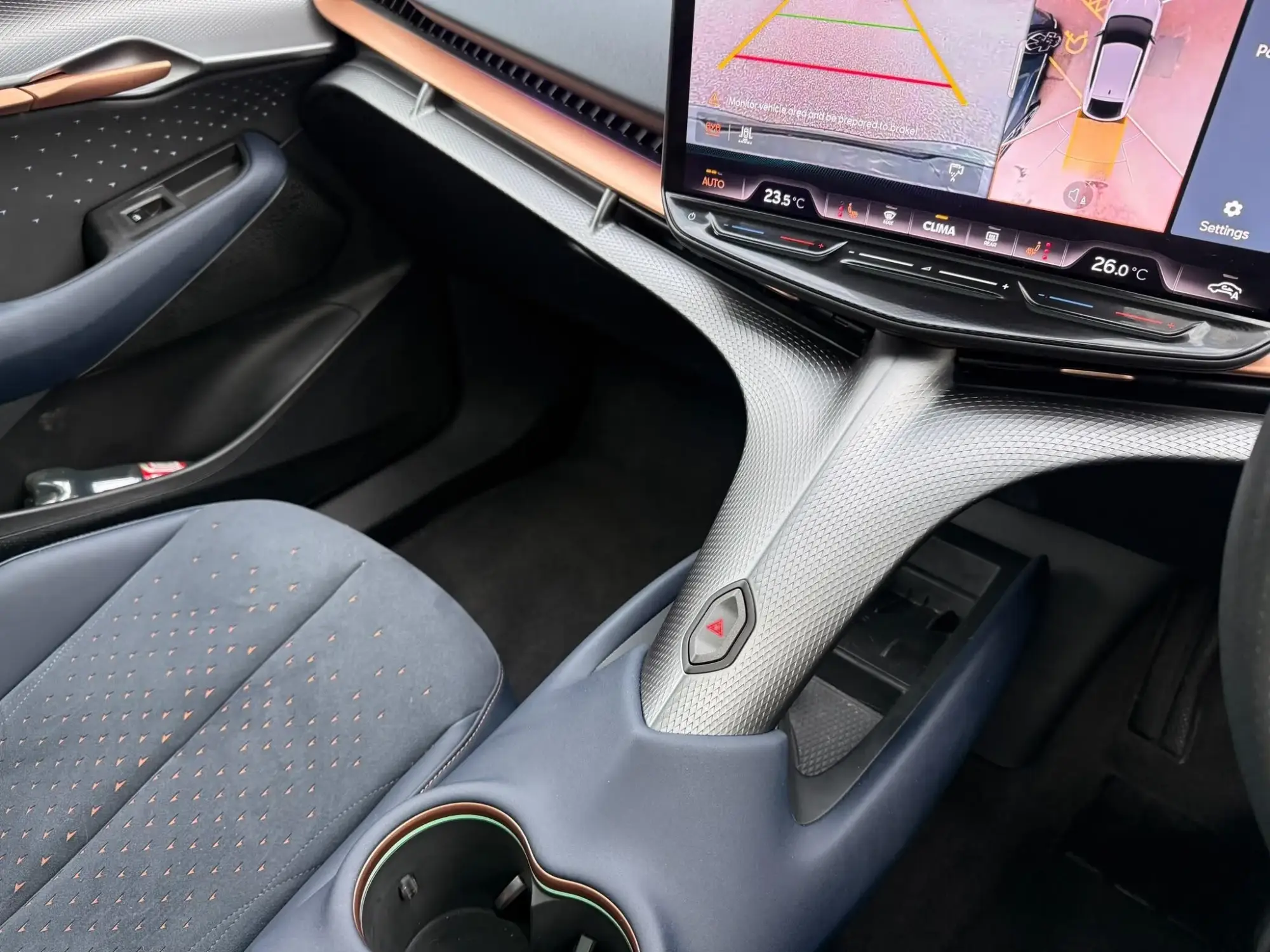 CUPRA Tavascan Image 9