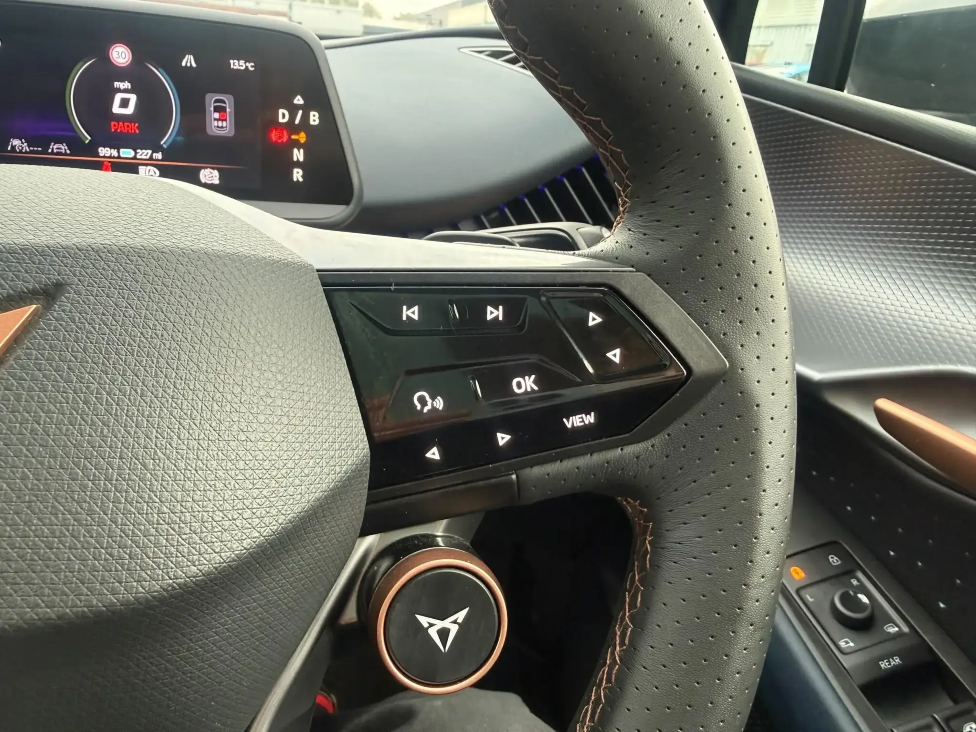 CUPRA Tavascan Image 13