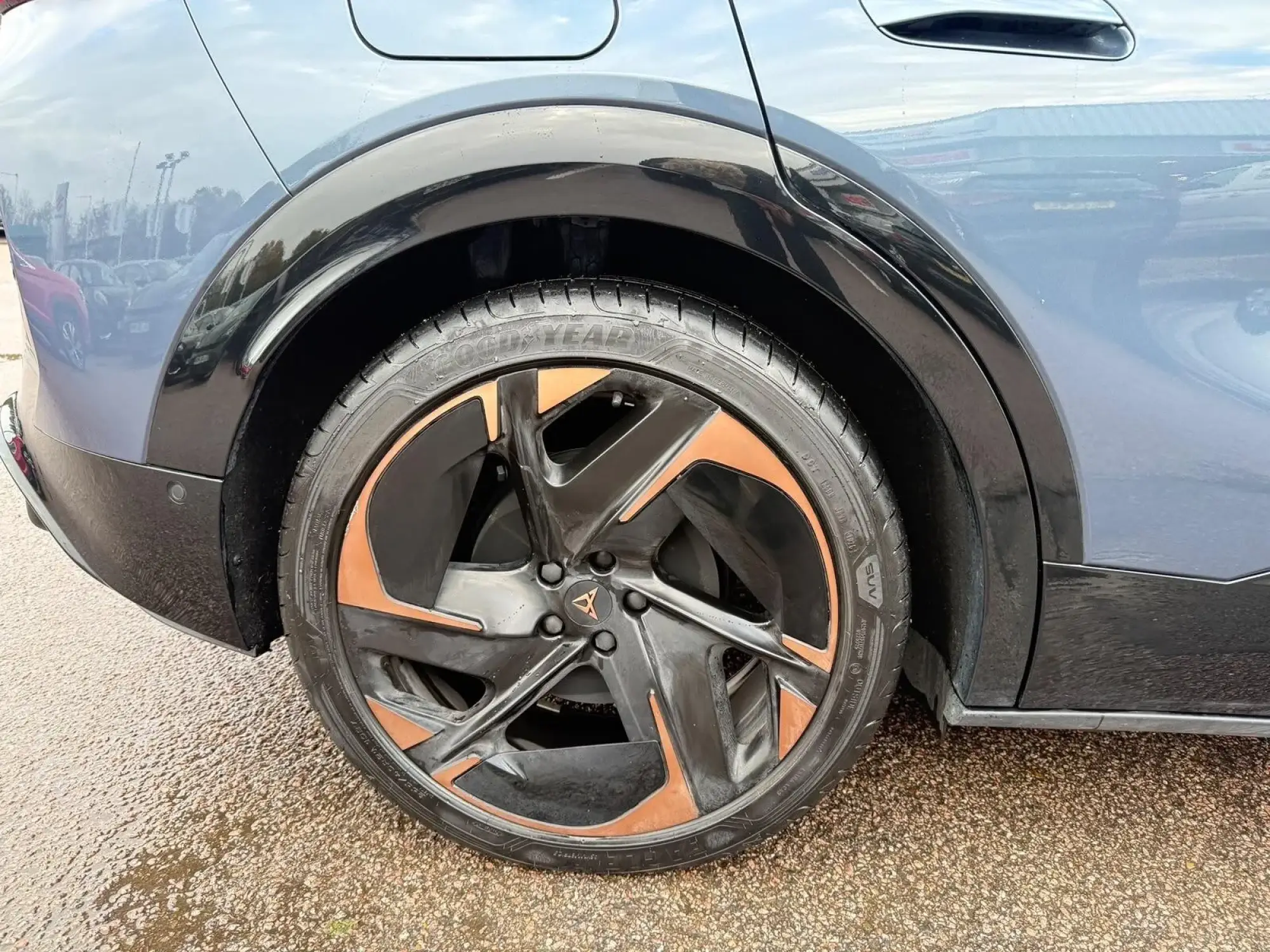 CUPRA Tavascan Image 16