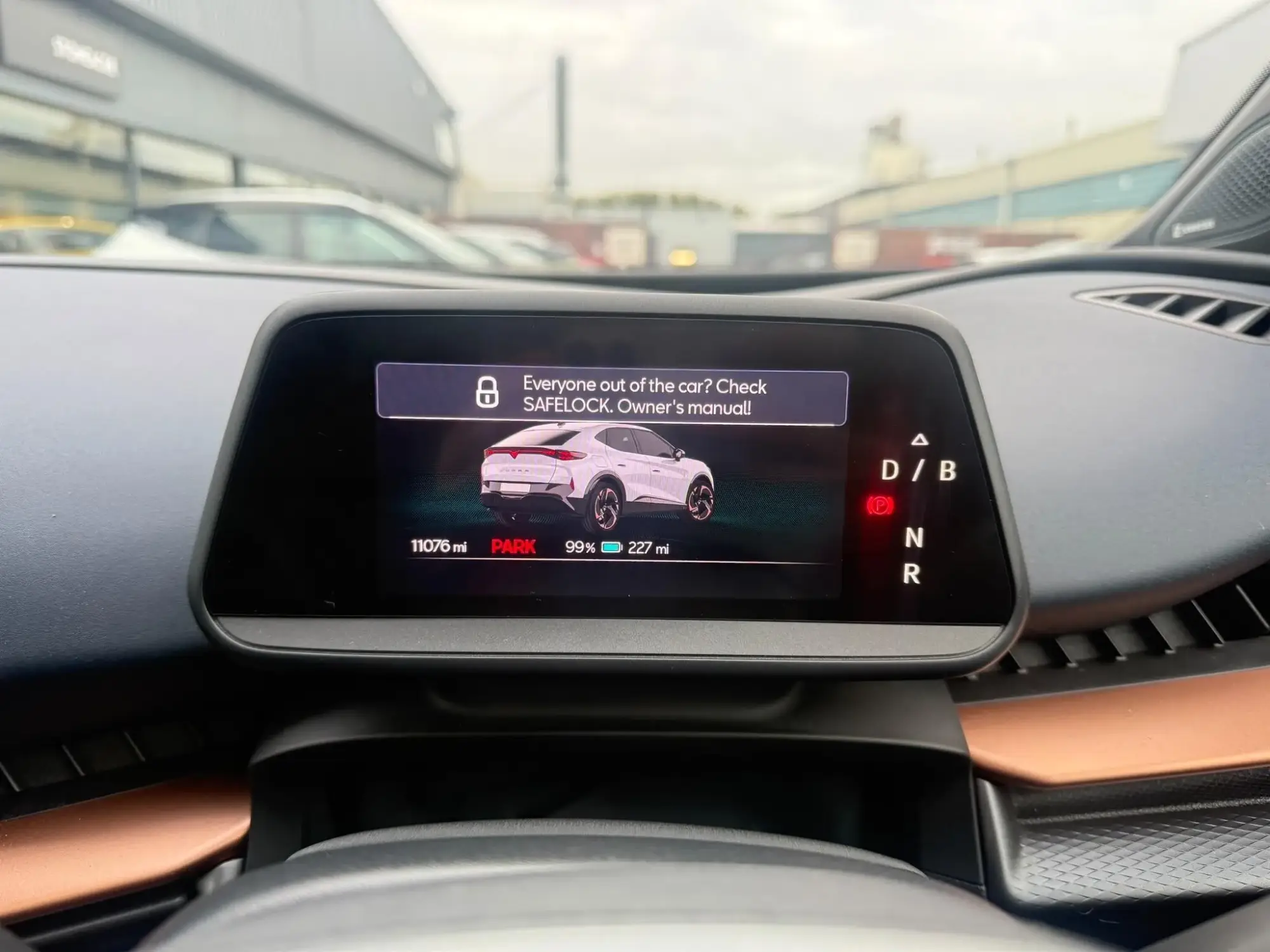 CUPRA Tavascan Image 18