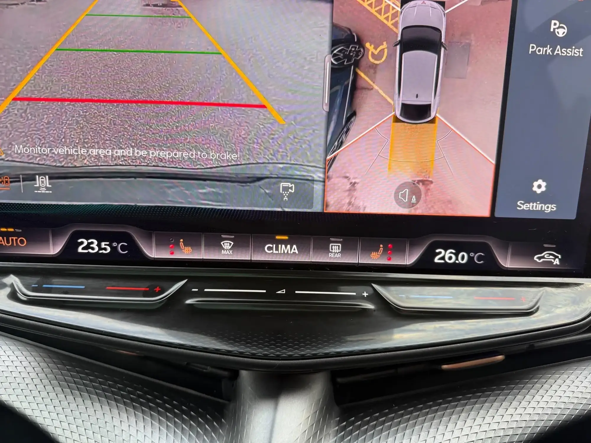 CUPRA Tavascan Image 22