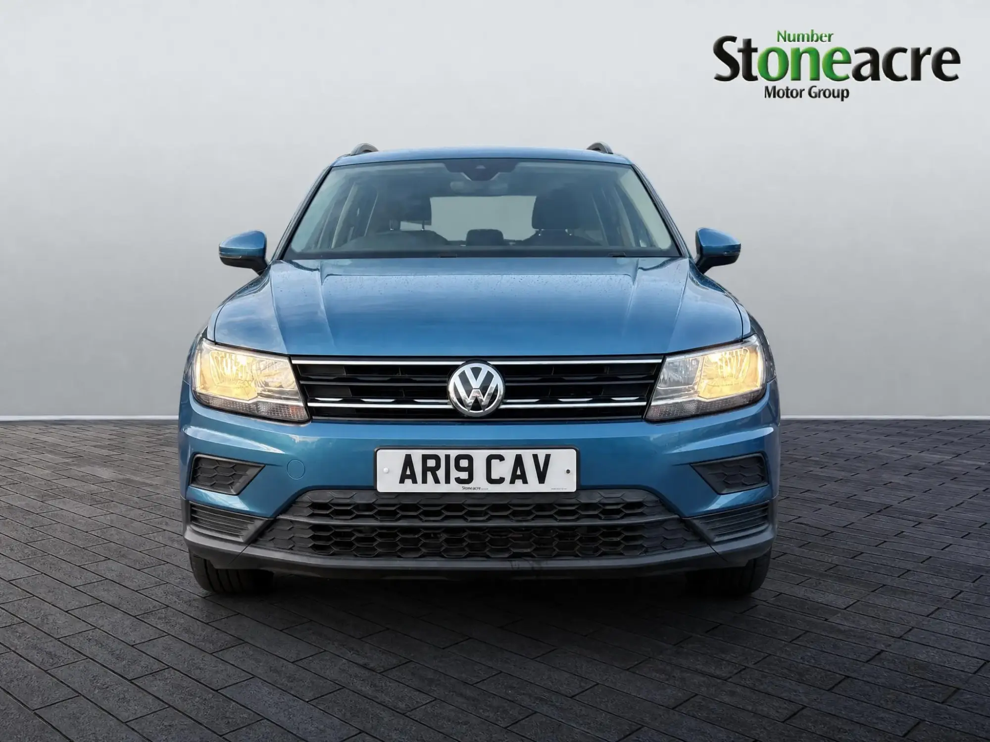 Volkswagen Tiguan 2.0 TDI S 4Motion Euro 6 (s/s) 5dr AR19CAV Image 2