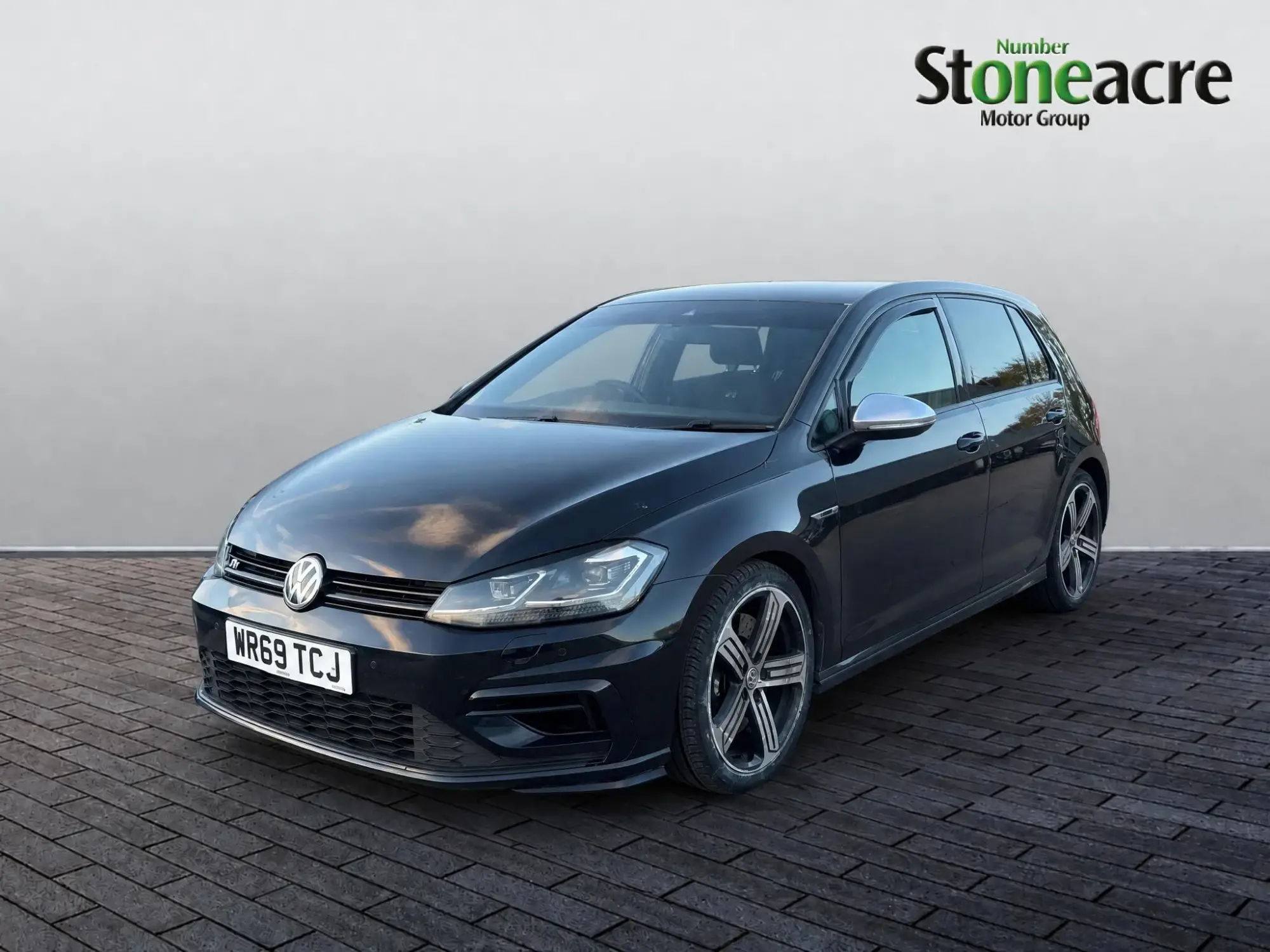 Volkswagen Golf 2.0 TSI R DSG 4Motion Euro 6 (s/s) 5dr WR69TCJ Image 3 Volkswagen Golf 2.0 TSI R DSG 4Motion Euro 6 (s/s) 5dr WR69TCJ Image 3