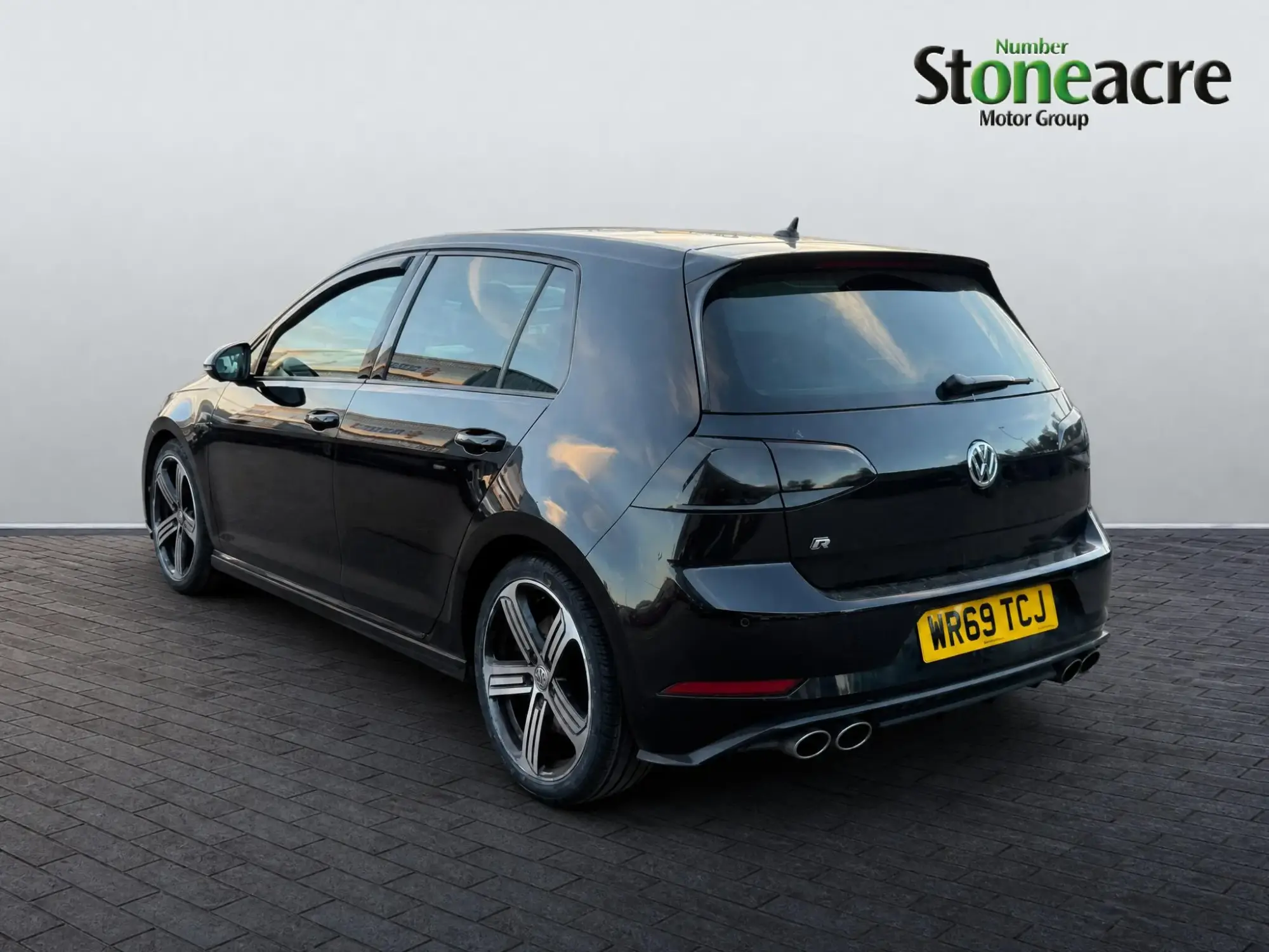 Volkswagen Golf Image 4