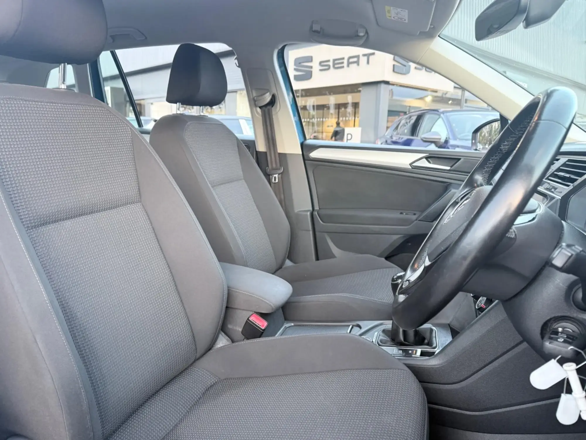 Volkswagen Tiguan Image 12