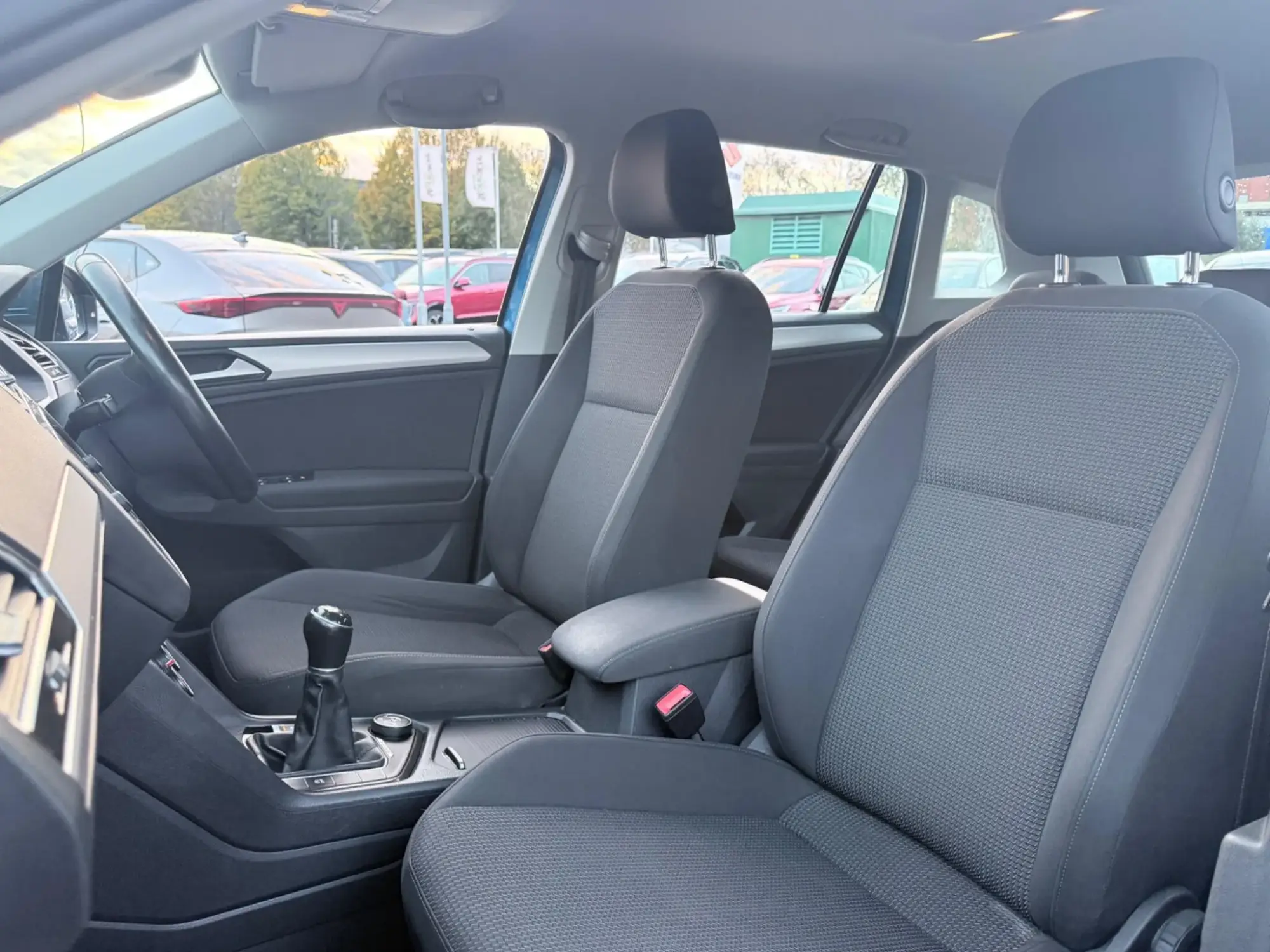 Volkswagen Tiguan Image 28