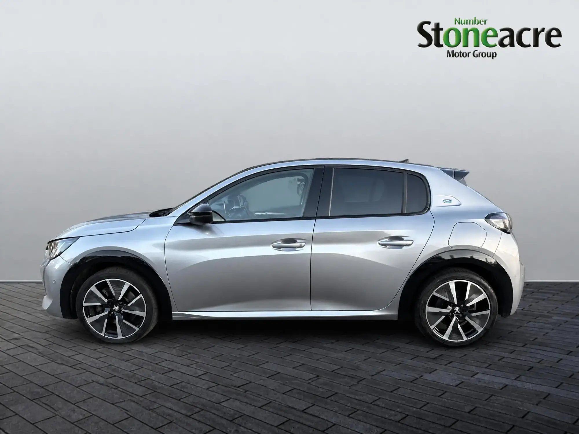 Peugeot E-208 Image 5