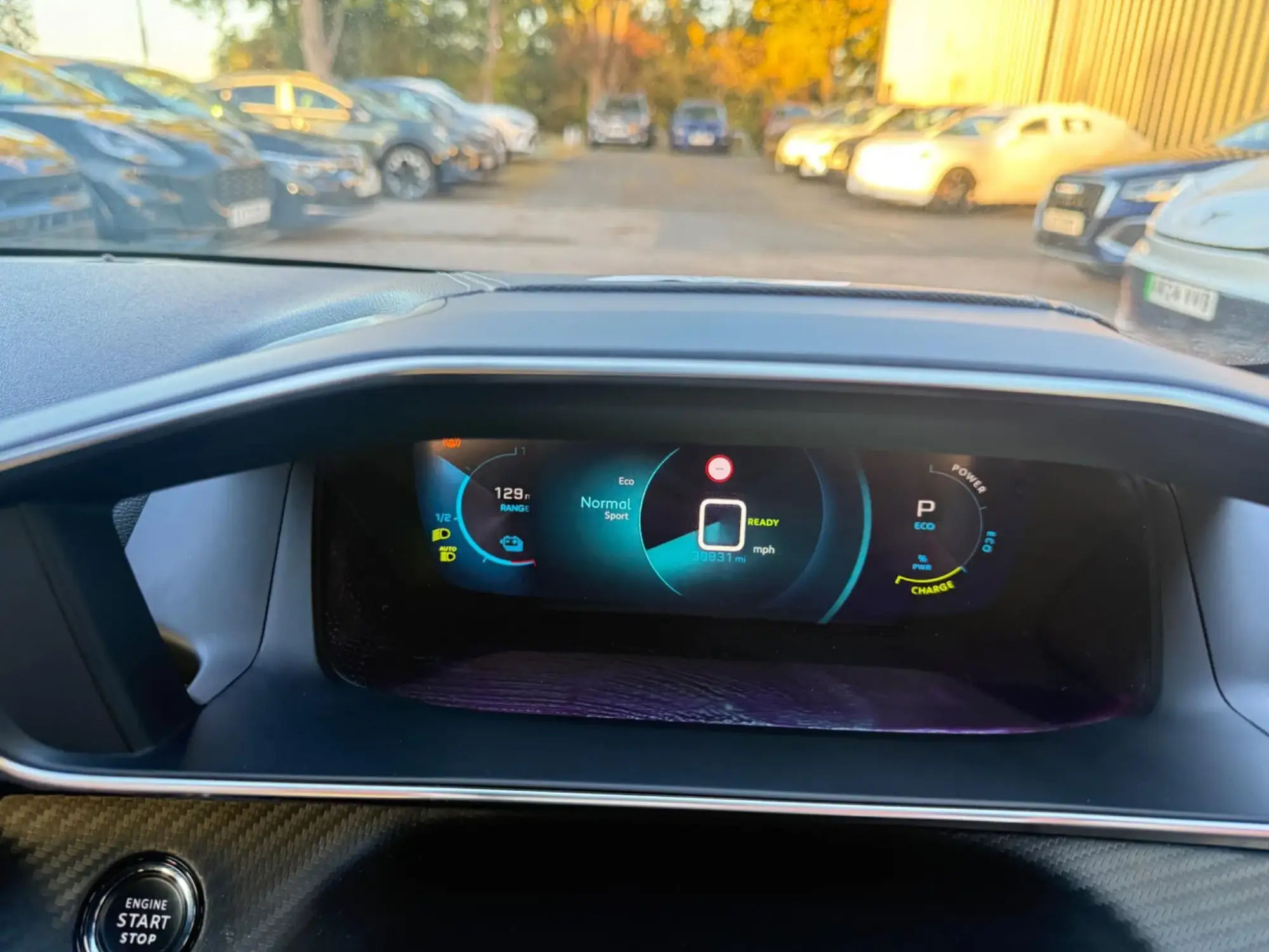 Peugeot E-208 Image 25