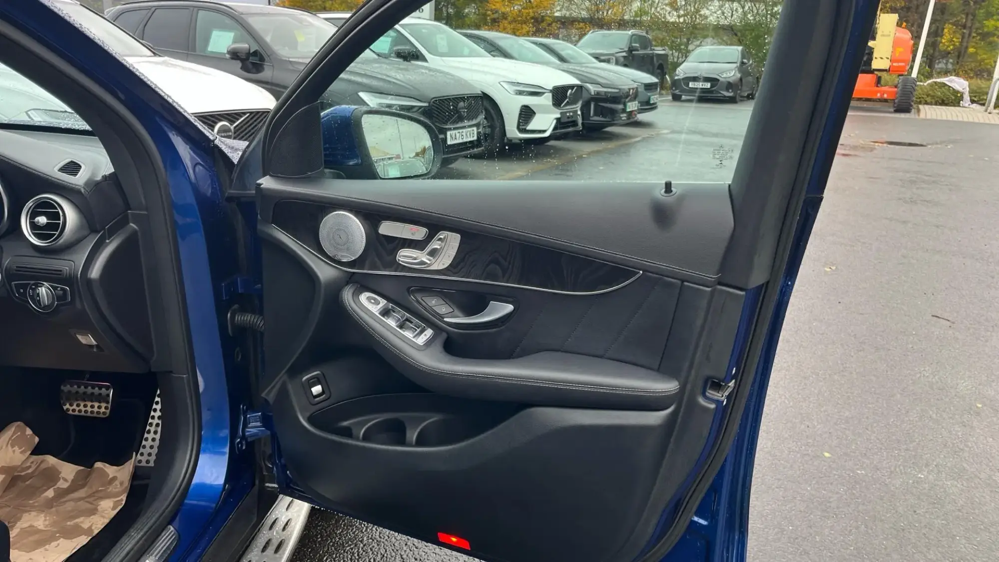 Mercedes-Benz GLC Image 27 Mercedes-Benz GLC Image 27