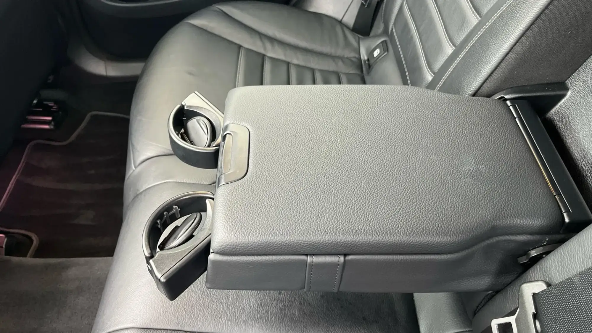 Mercedes-Benz GLC Image 32 Mercedes-Benz GLC Image 32