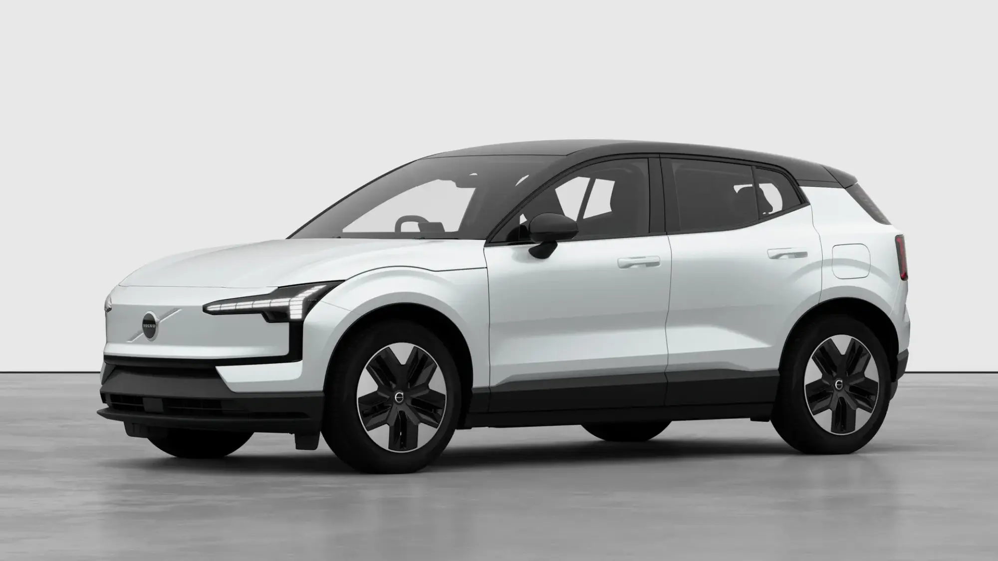 Volvo EX30 200kW P5 Plus 51kWh 5dr Auto Image 1