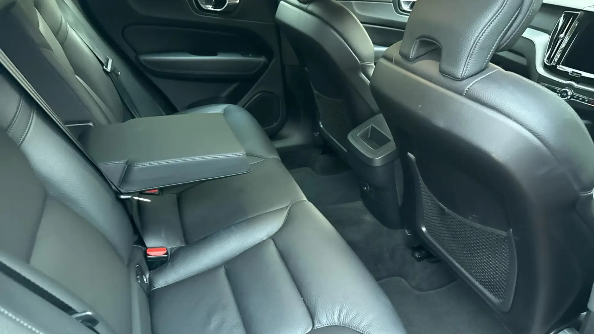 Volvo XC60 Image 6