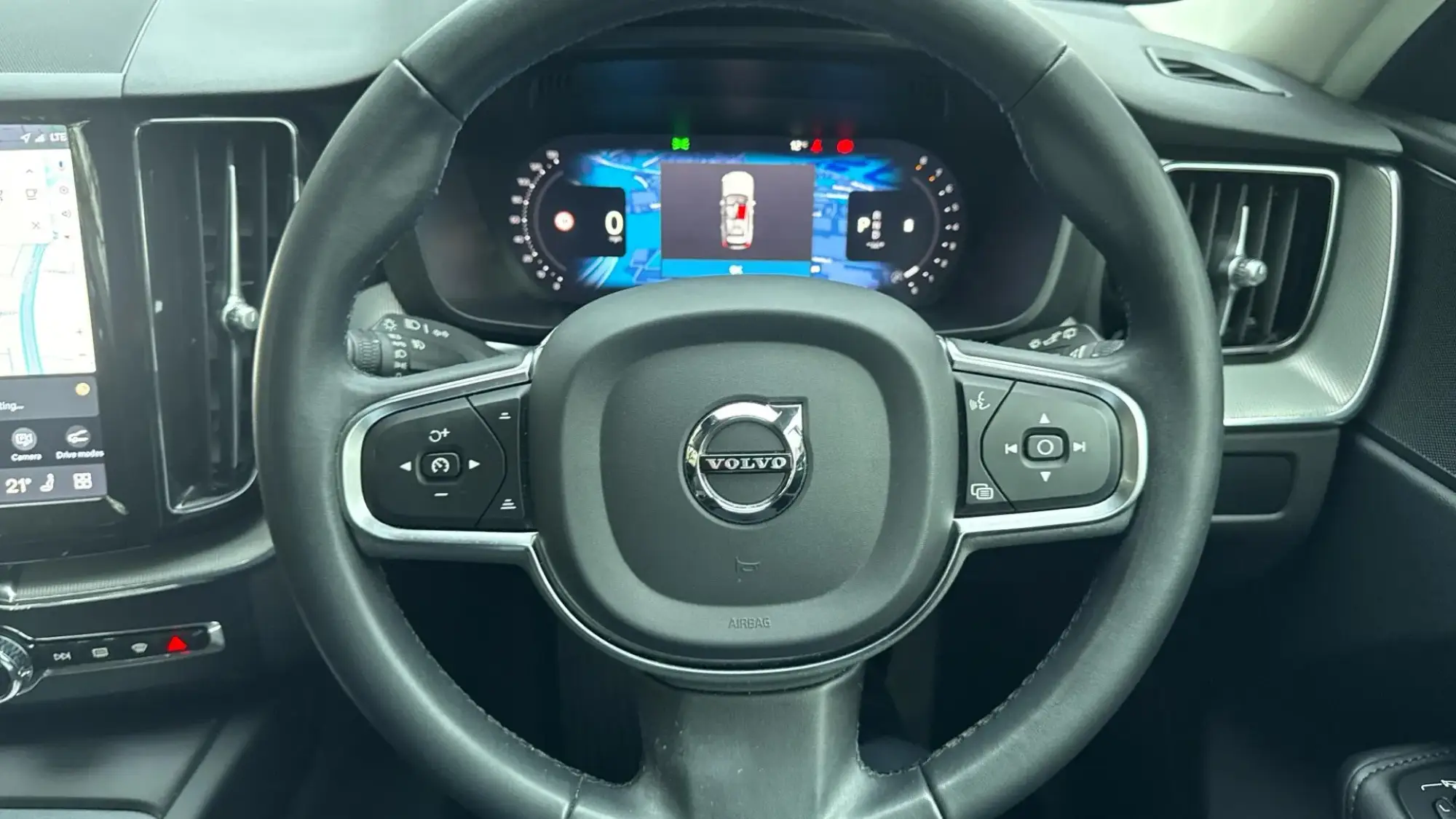 Volvo XC60 Image 10