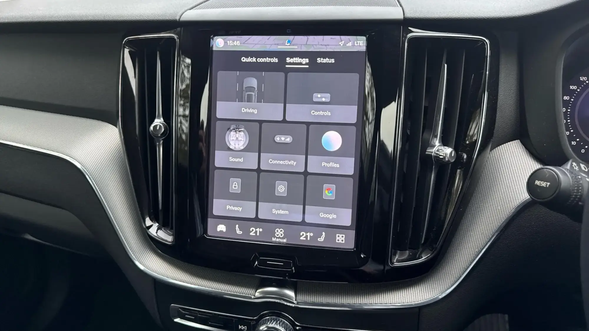 Volvo XC60 Image 15