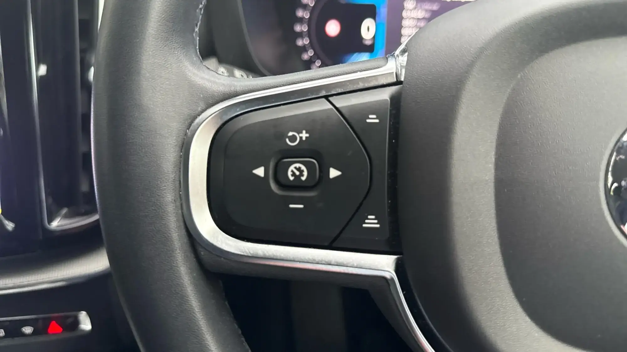 Volvo XC60 Image 18