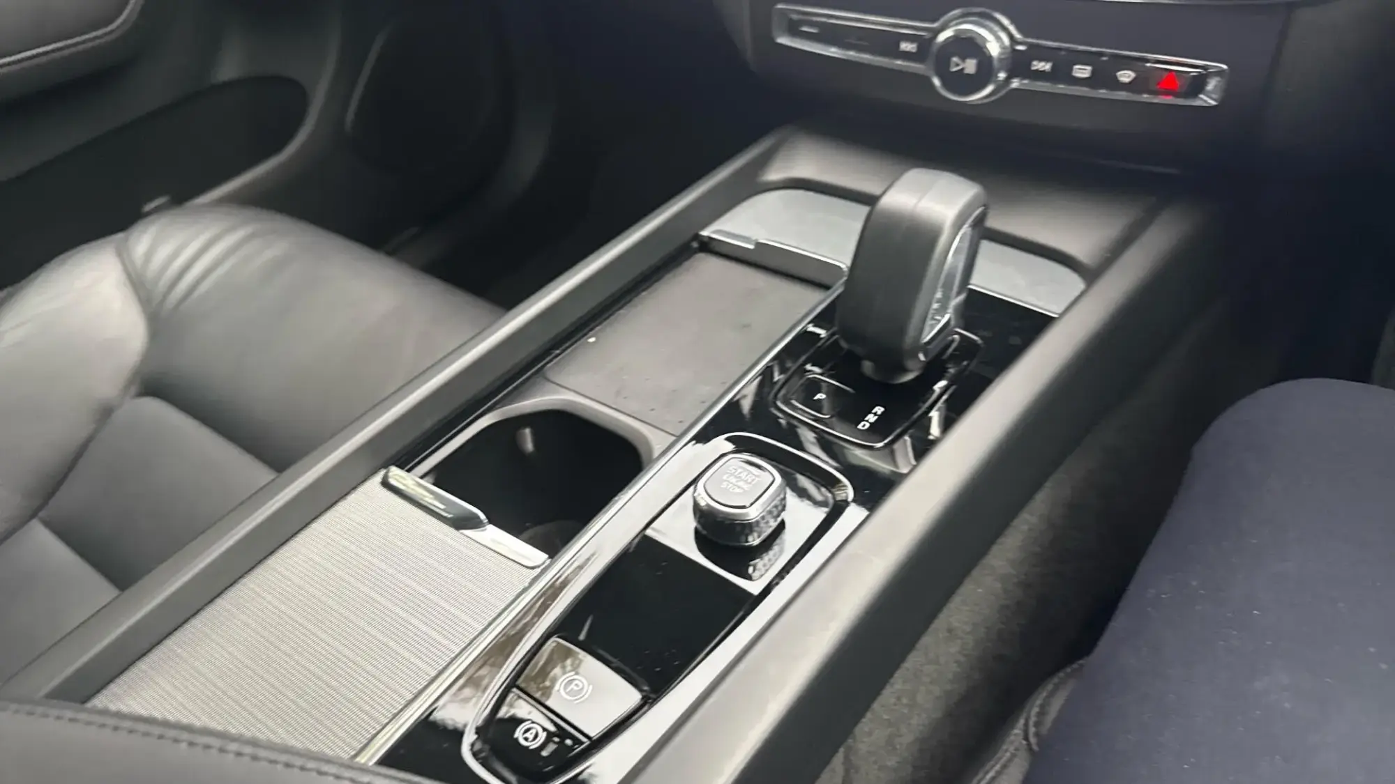 Volvo XC60 Image 21