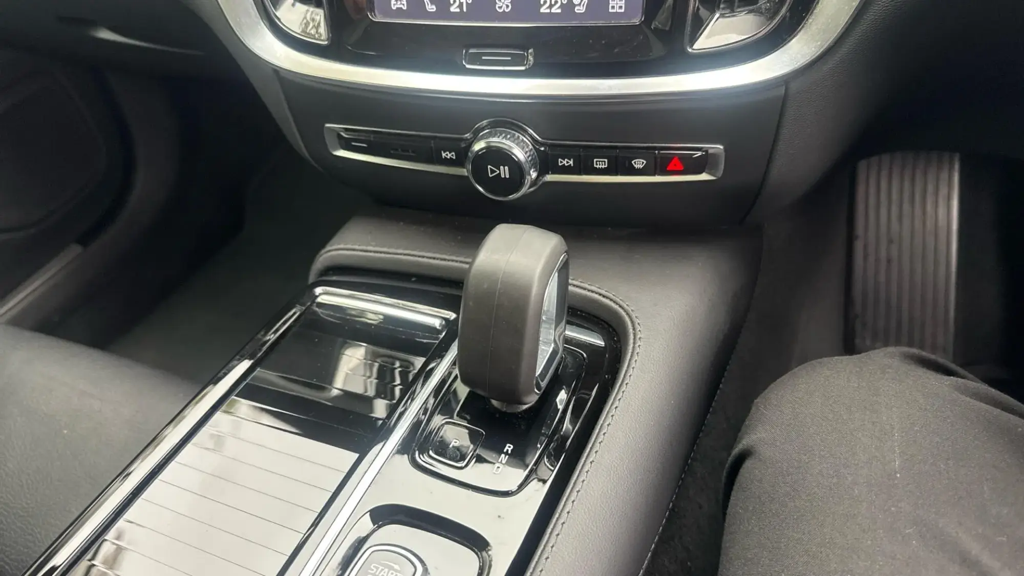 Volvo V60 Image 25 Volvo V60 Image 25