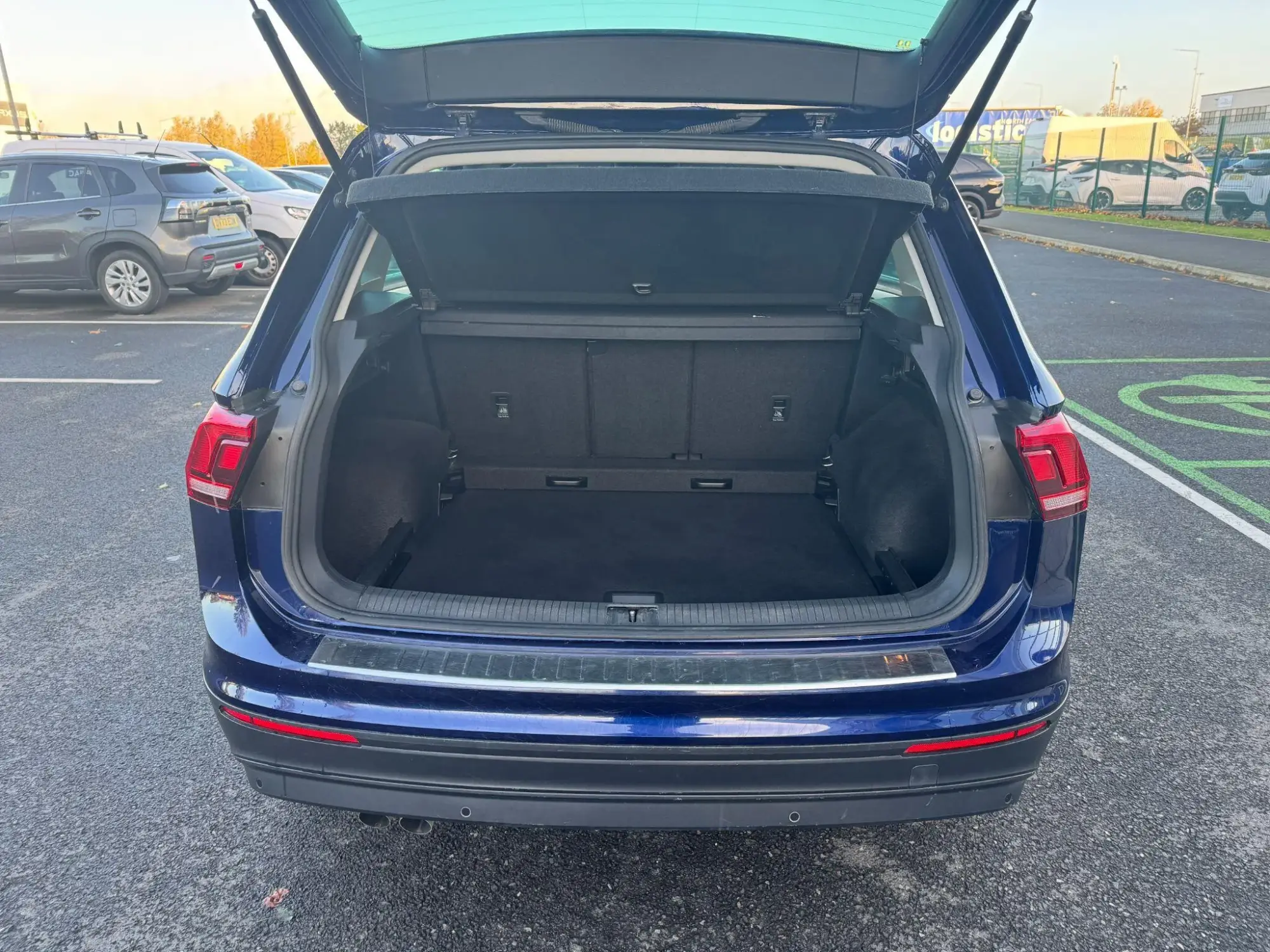 Volkswagen Tiguan Image 10 Volkswagen Tiguan Image 10