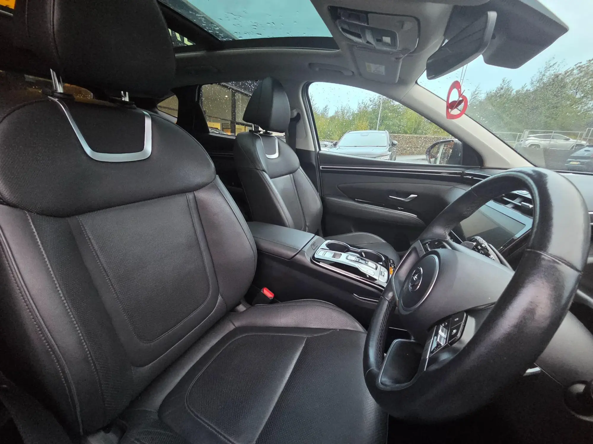 Hyundai TUCSON Hybrid Image 16 Hyundai TUCSON Hybrid Image 16
