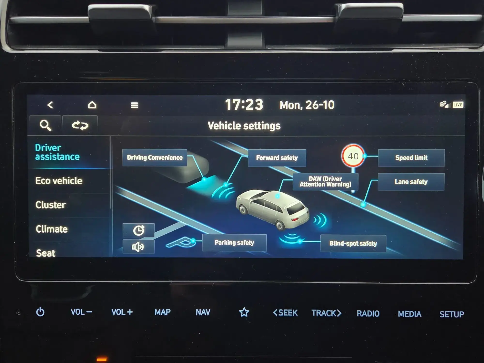 Hyundai TUCSON Hybrid Image 36 Hyundai TUCSON Hybrid Image 36