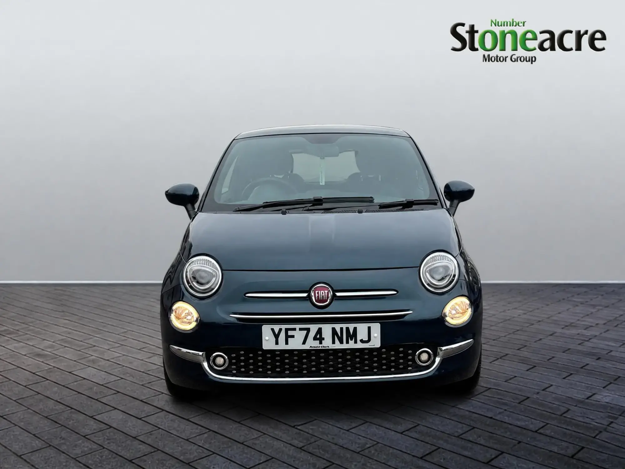 Fiat 500 Hybrid 500 1.0 70hp Mild Hybrid YF74NMJ Image 2 Fiat 500 Hybrid 500 1.0 70hp Mild Hybrid YF74NMJ Image 2