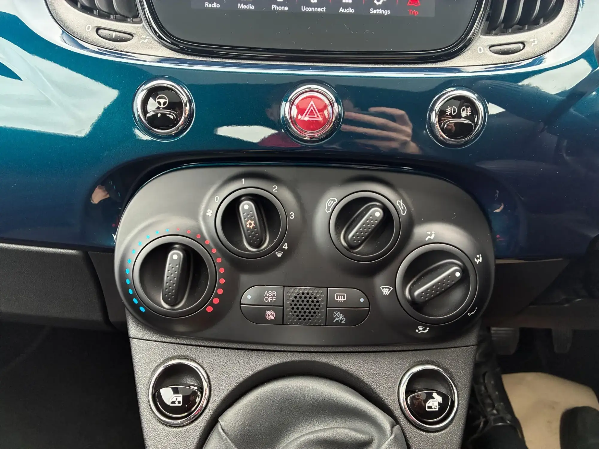 Fiat 500 Hybrid Image 19 Fiat 500 Hybrid Image 19
