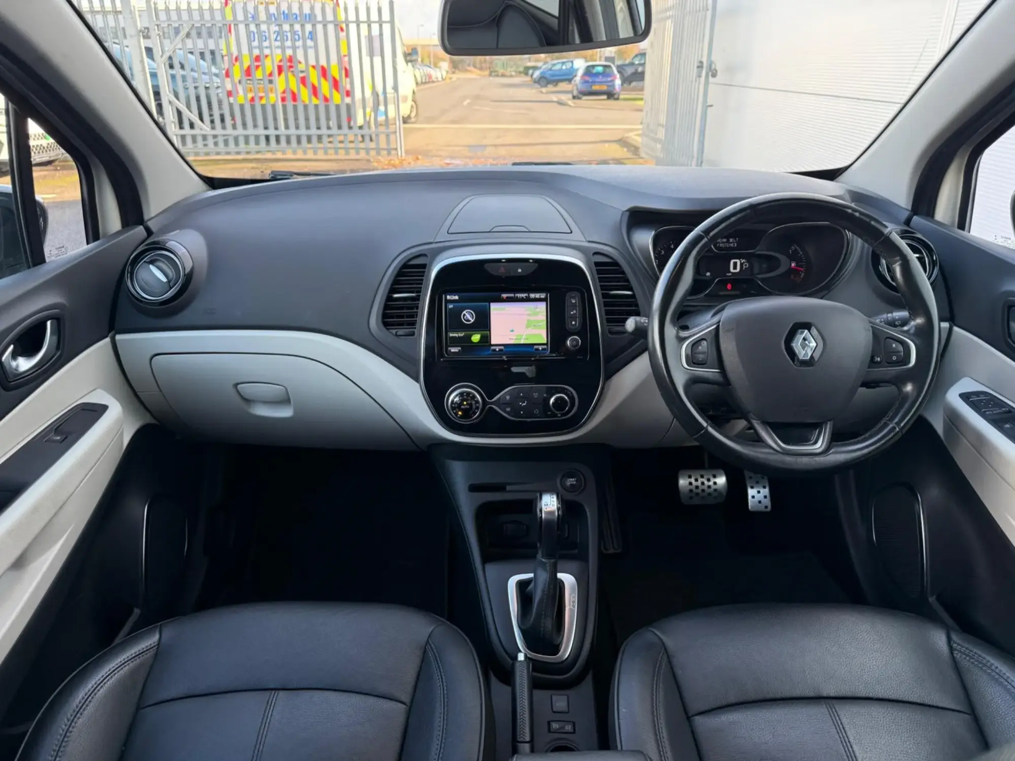 Renault Captur Image 14 Renault Captur Image 14