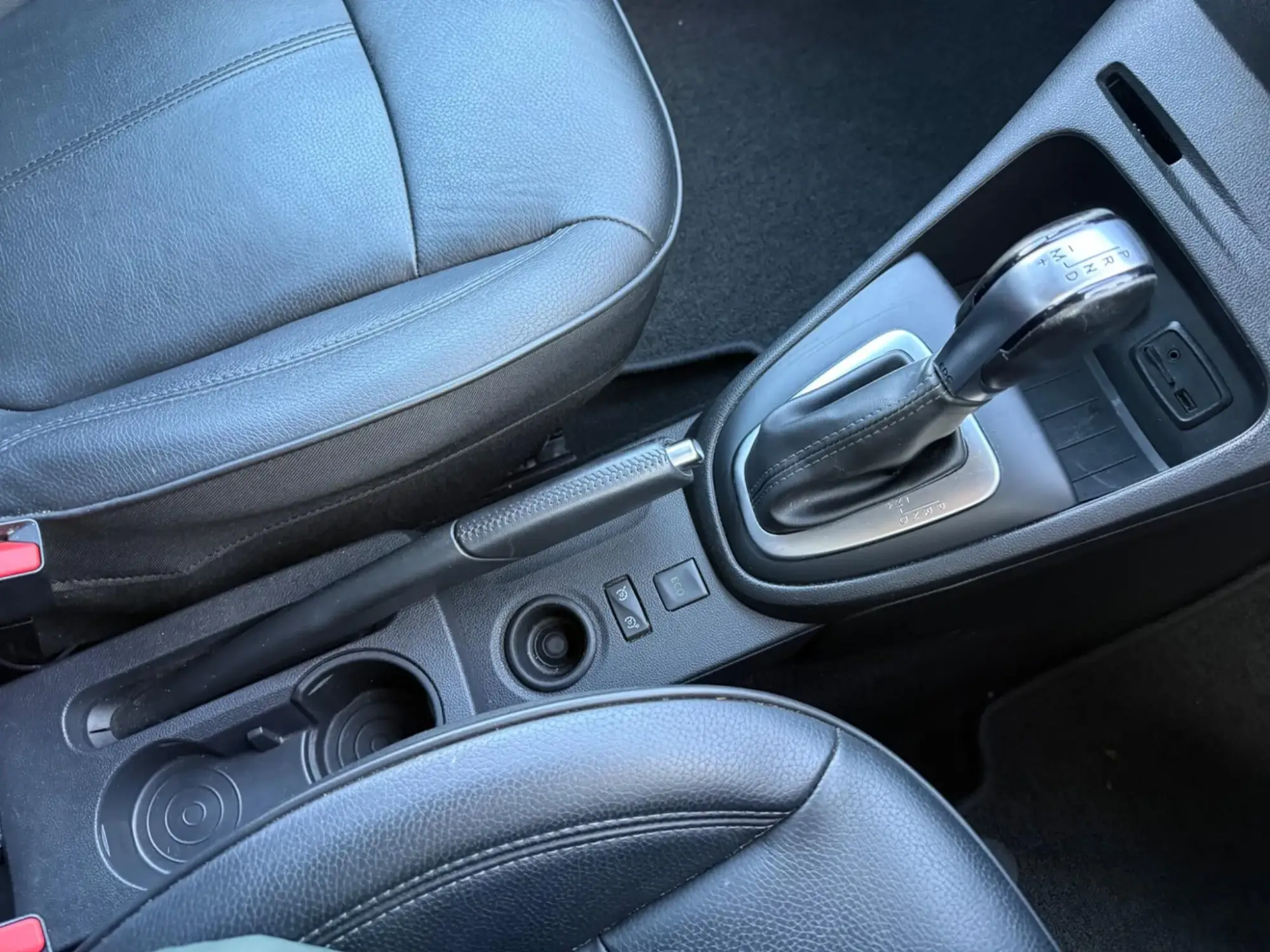Renault Captur Image 25 Renault Captur Image 25