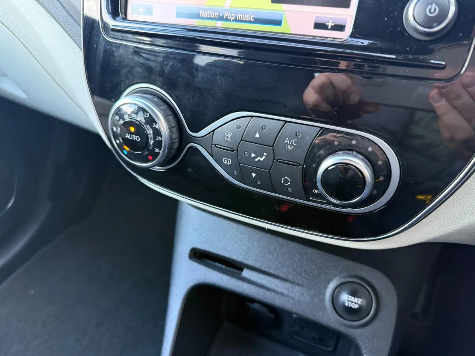 Renault Captur Image 27 Renault Captur Image 27