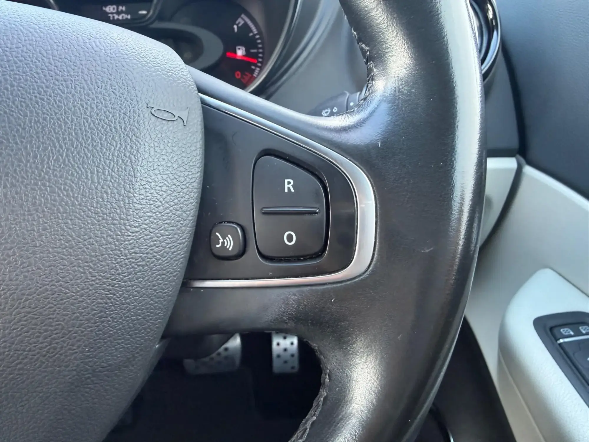 Renault Captur Image 28 Renault Captur Image 28