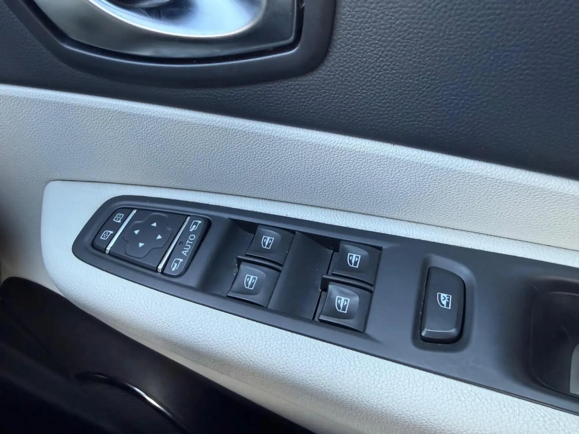 Renault Captur Image 35 Renault Captur Image 35